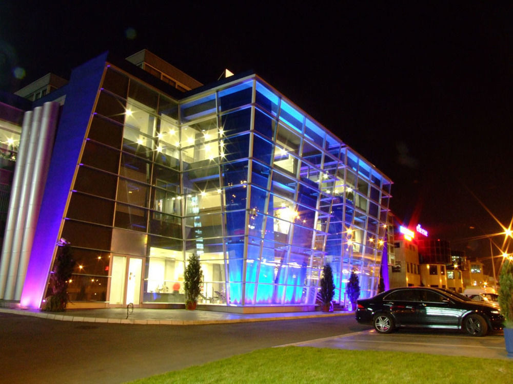 Hotel Metropolitan By Belgrade Arena Belgrado Exterior foto